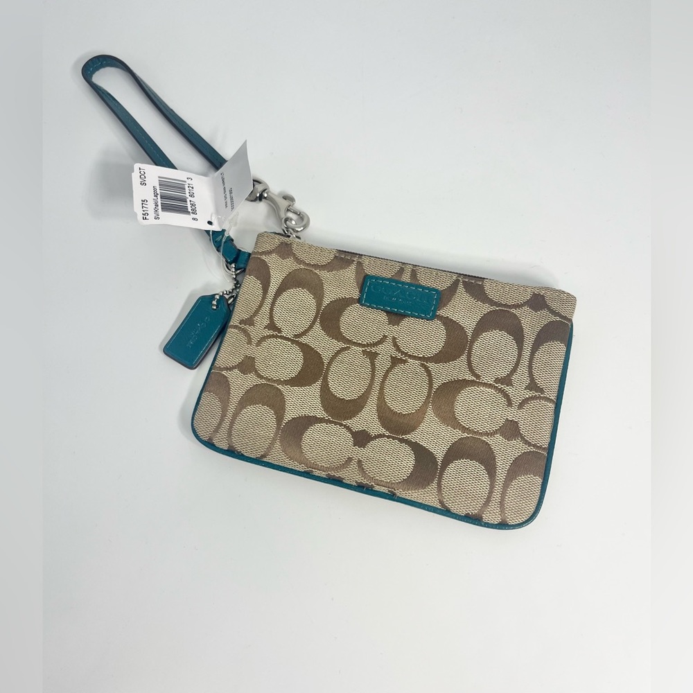 Couch wallet wristlet